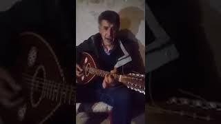 Aouani Larbi chante "amek aranili sousta" de Slimane Azem